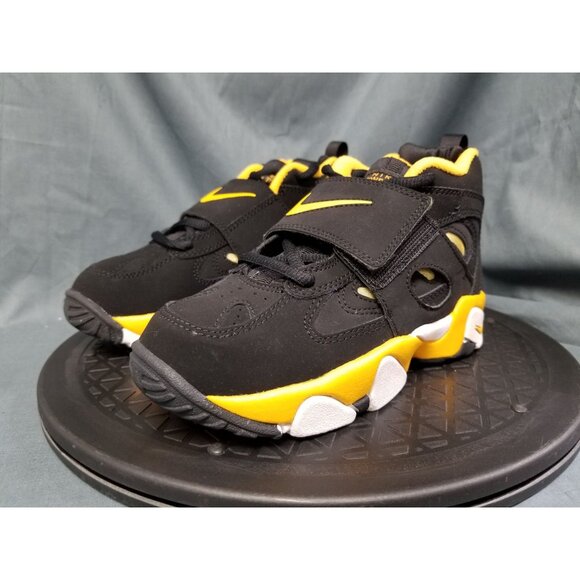 Nike Diamond Turf 2 (PS) Sneakers Black Yellow Size 12c NEW in BOX! - Picture 4 of 11